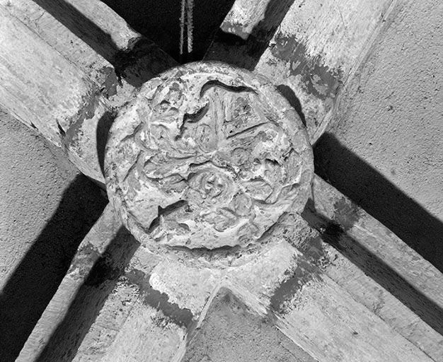 Clef de voûte du choeur. © Yves Sancey / Région Bourgogne-Franche-Comté, Inventaire du patrimoine - 1978