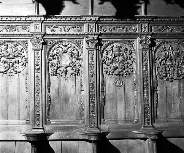 Panneaux 9 et 10 des stalles sud. © Yves Sancey / Région Bourgogne-Franche-Comté, Inventaire du patrimoine - 1978