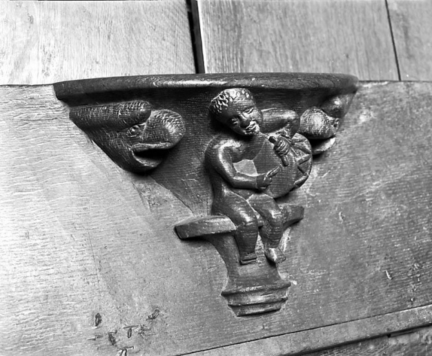 Miséricorde de la stalle haute sud n° 12. © Yves Sancey / Région Bourgogne-Franche-Comté, Inventaire du patrimoine - 1978