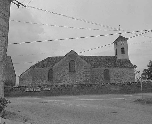 Extérieur : face latérale gauche. © Yves Sancey / Région Bourgogne-Franche-Comté, Inventaire du patrimoine - 1978