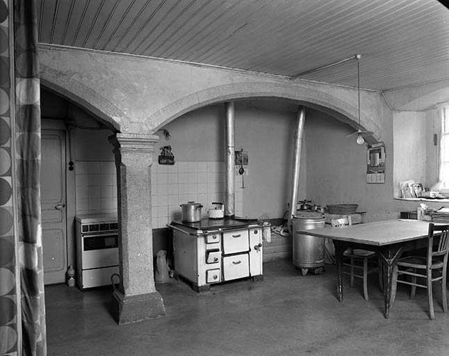 Cheminée de la première cuisine. © Dominique Dominguez / Région Bourgogne-Franche-Comté, Inventaire du patrimoine - 1979