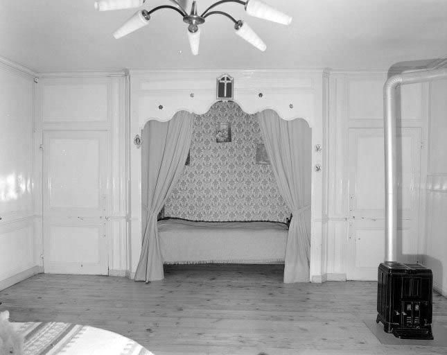 Alcôve dans le poêle. © Dominique Dominguez / Région Bourgogne-Franche-Comté, Inventaire du patrimoine - 1979