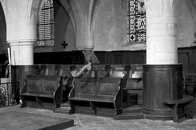Vue d'ensemble des stalles nord. © Yves Sancey / Région Bourgogne-Franche-Comté, Inventaire du patrimoine - 1979