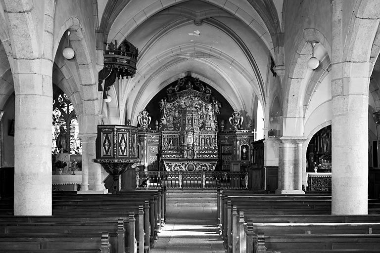 Nef et choeur vus depuis l'entrée. © Yves Sancey / Région Bourgogne-Franche-Comté, Inventaire du patrimoine - 1979