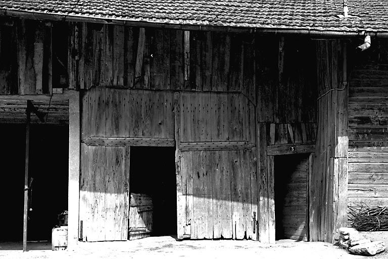 Façade sur rue. © Dominique Dominguez / Région Bourgogne-Franche-Comté, Inventaire du patrimoine - 1979