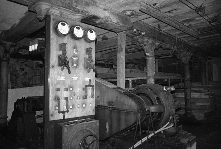 La dynamo. © J. Dumont / Région Bourgogne-Franche-Comté, Inventaire du patrimoine - 1979