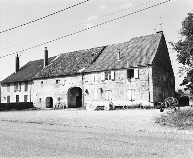 Façade antérieure. © Yves Sancey / Région Bourgogne-Franche-Comté, Inventaire du patrimoine - 1979
