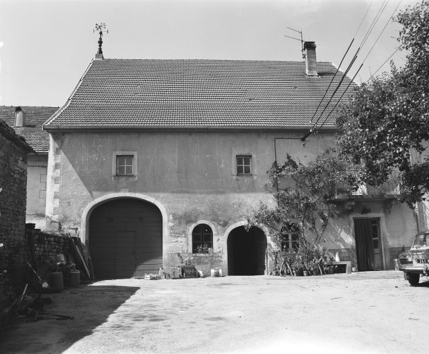 Façade antérieure. © Yves Sancey / Région Bourgogne-Franche-Comté, Inventaire du patrimoine - 1979