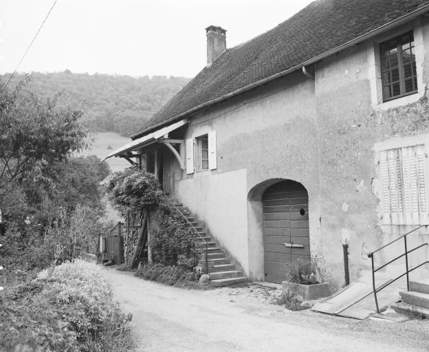 Façade antérieure. © Yves Sancey / Région Bourgogne-Franche-Comté, Inventaire du patrimoine - 1979