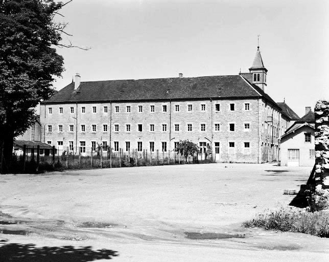 Façade postérieure. © Yves Sancey / Région Bourgogne-Franche-Comté, Inventaire du patrimoine - 1979