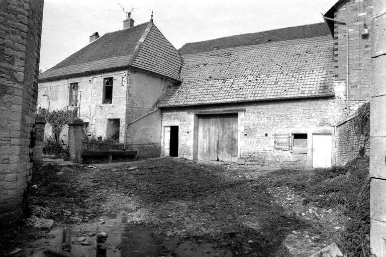 Partie agricole. © Bernard Lardière / Région Bourgogne-Franche-Comté, Inventaire du patrimoine - 1979