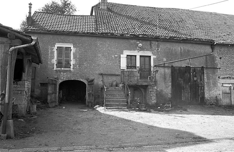 Vue d'ensemble. © Bernard Lardière / Région Bourgogne-Franche-Comté, Inventaire du patrimoine - 1979