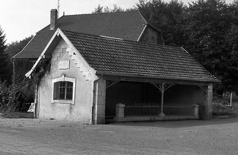 Vue d'ensemble. © Bernard Lardière / Région Bourgogne-Franche-Comté, Inventaire du patrimoine - 1979