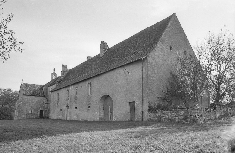 Bâtiment annexe, façade antérieure. © Bernard Lardière / Région Bourgogne-Franche-Comté, Inventaire du patrimoine - 1979