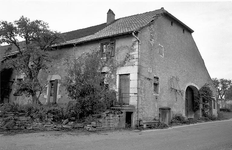 Vue d'ensemble. © Bernard Lardière / Région Bourgogne-Franche-Comté, Inventaire du patrimoine - 1979