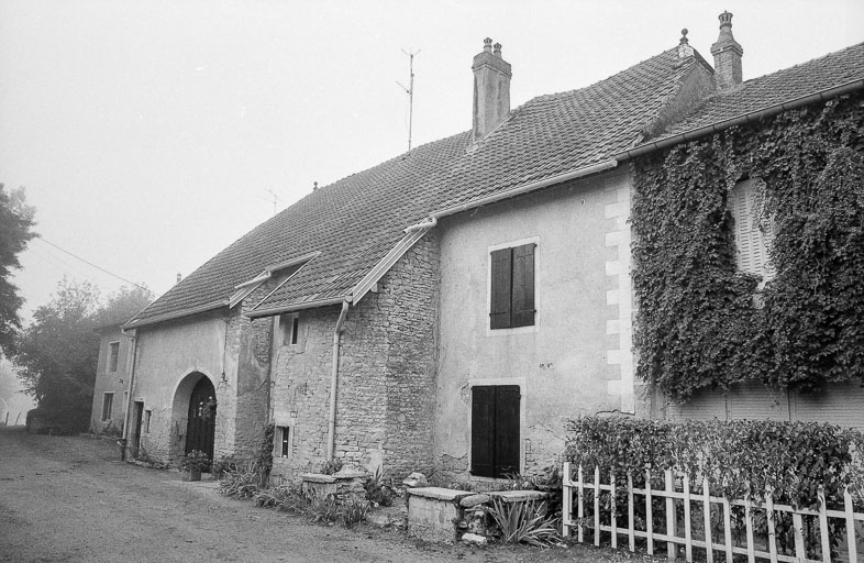 Partie droite. © Bernard Lardière / Région Bourgogne-Franche-Comté, Inventaire du patrimoine - 1979