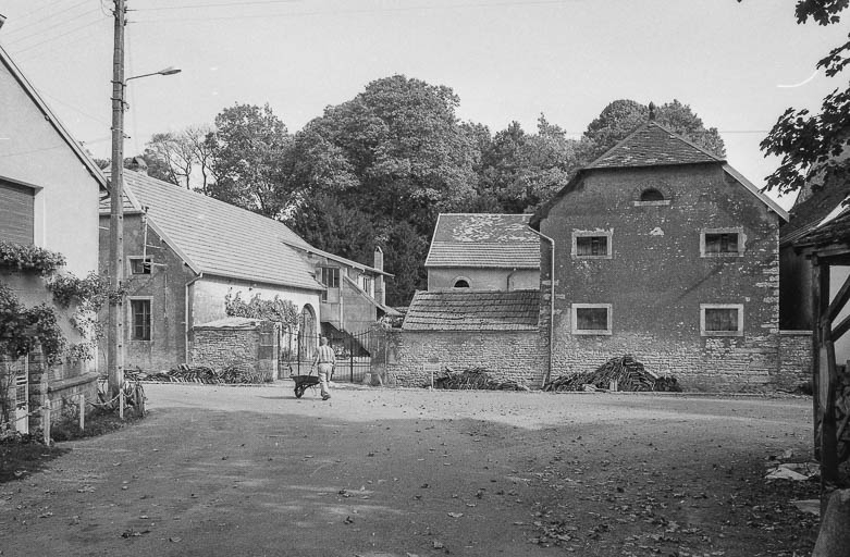 Vue d'ensemble. © Bernard Lardière / Région Bourgogne-Franche-Comté, Inventaire du patrimoine - 1979