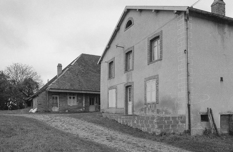 Maison d'habitation. © Bernard Lardière / Région Bourgogne-Franche-Comté, Inventaire du patrimoine - 1979