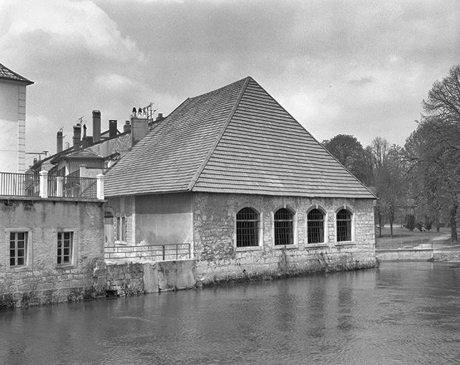 Vue de trois quarts. © Yves Sancey / Région Bourgogne-Franche-Comté, Inventaire du patrimoine - 1980