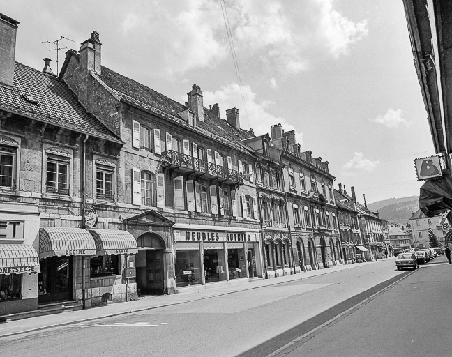 Façades sur rue. © Yves Sancey / Région Bourgogne-Franche-Comté, Inventaire du patrimoine - 1980