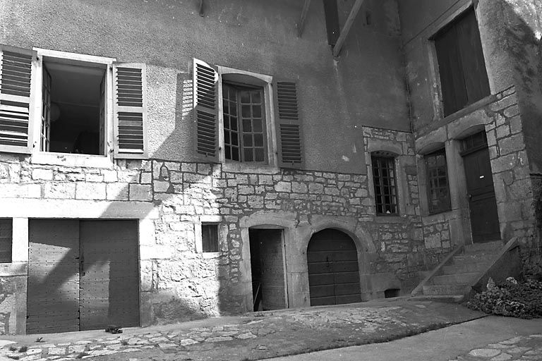 Elévation côté cour. © Yves Sancey / Région Bourgogne-Franche-Comté, Inventaire du patrimoine - 1980