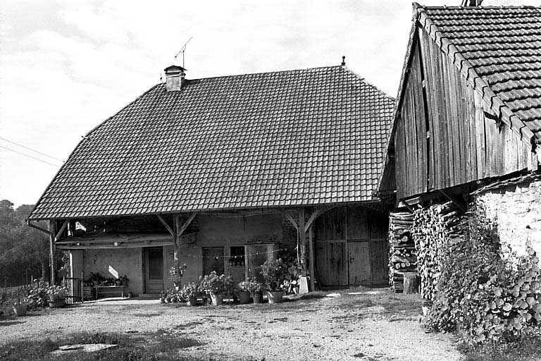Vue générale. © Yves Sancey / Région Bourgogne-Franche-Comté, Inventaire du patrimoine - 1980