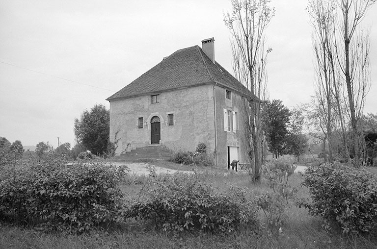 Logement d'ouvriers et bureau. © Jack Dumont / Région Bourgogne-Franche-Comté, Inventaire du patrimoine - 1980