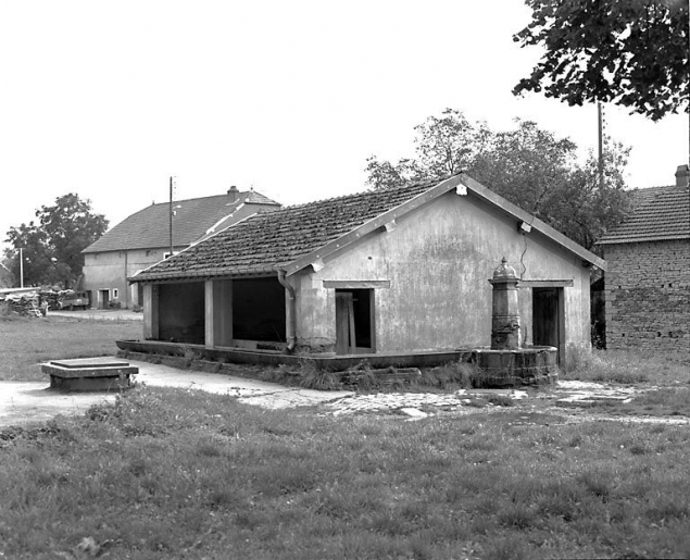 Vue d'ensemble. © Dominique Dominguez / Région Bourgogne-Franche-Comté, Inventaire du patrimoine - 1980