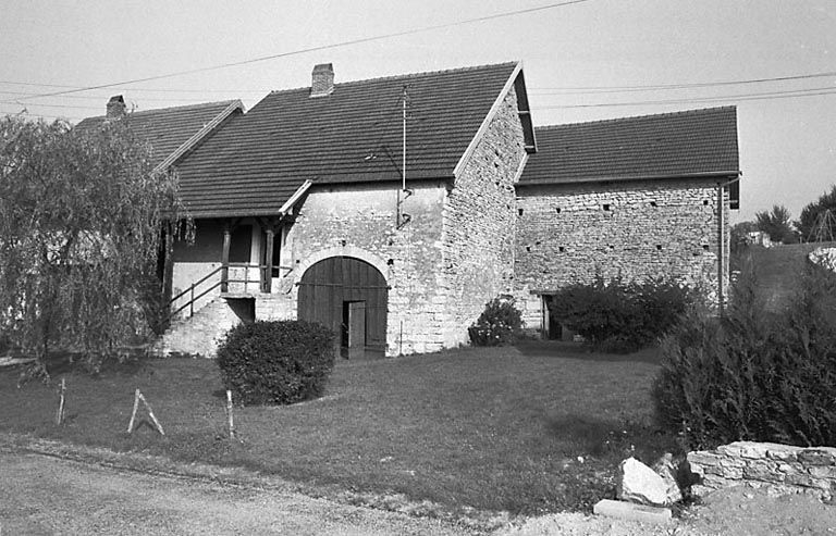 Vue d'ensemble. © Jean-Marie Baverel / Région Bourgogne-Franche-Comté, Inventaire du patrimoine - 1980