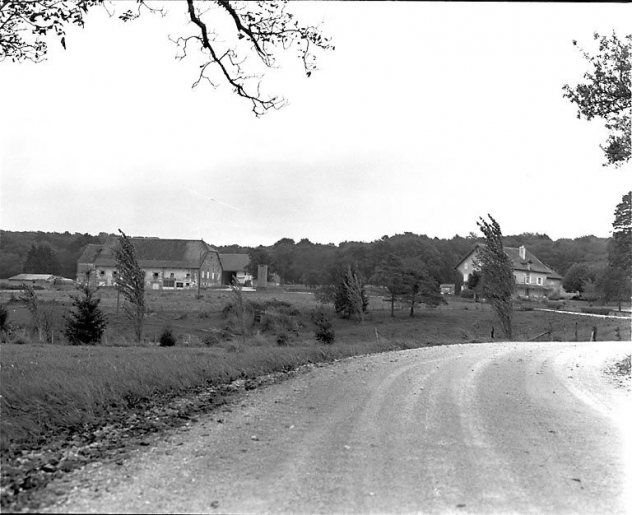 Vue d'ensemble. © Bernard Lardière / Région Bourgogne-Franche-Comté, Inventaire du patrimoine - 1980