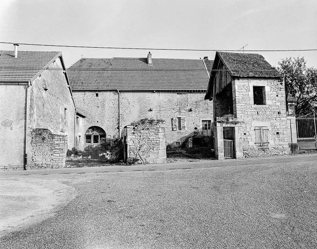 Vue d'ensemble. © Dominique Dominguez / Région Bourgogne-Franche-Comté, Inventaire du patrimoine - 1980