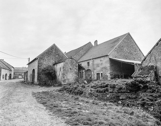Vue d'ensemble. © Dominique Dominguez / Région Bourgogne-Franche-Comté, Inventaire du patrimoine - 1980