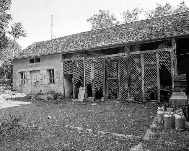 Dépendances. © Dominique Dominguez / Région Bourgogne-Franche-Comté, Inventaire du patrimoine - 1980