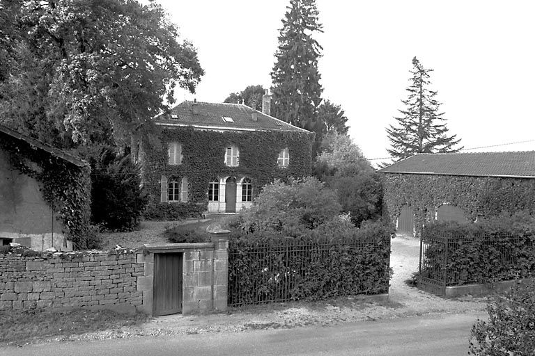Vue d'ensemble. © Dominique Dominguez / Région Bourgogne-Franche-Comté, Inventaire du patrimoine - 1980