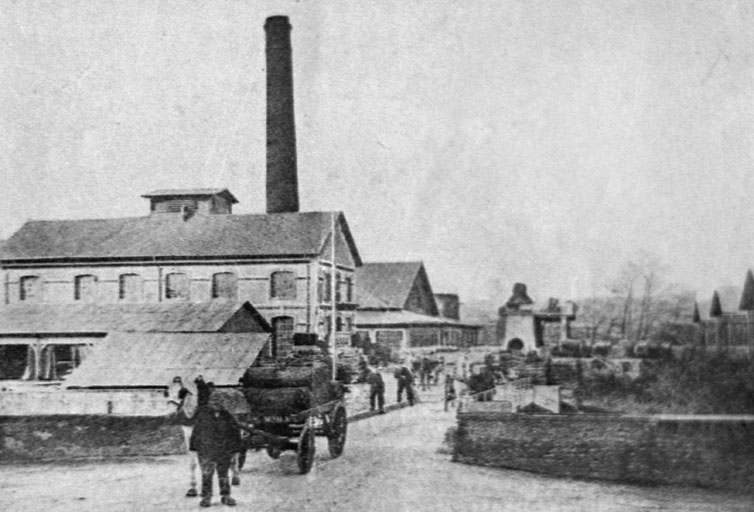 Usine de Seveux (Haute-Saône). © Yves  Sancey (reproduction) / Région Bourgogne-Franche-Comté, Inventaire du patrimoine - 1980