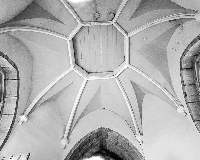 La voûte sous le clocher. © Yves Sancey / Région Bourgogne-Franche-Comté, Inventaire du patrimoine - 1981