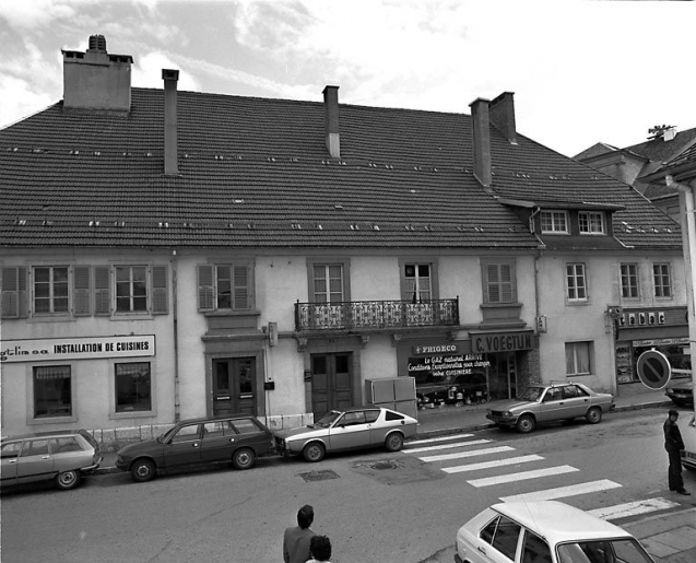 Façade sur rue. © Yves Sancey / Région Bourgogne-Franche-Comté, Inventaire du patrimoine - 1981