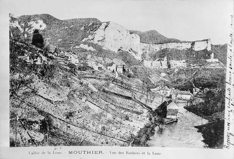 Vallée de la Loue. - Mouthier. - Vue des Rochers et la Loue © Yves Sancey / Région Bourgogne-Franche-Comté, Inventaire du patrimoine - 1981