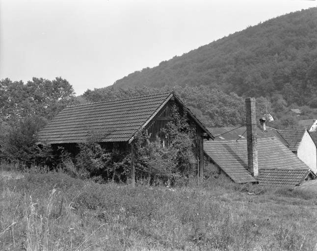 Magasin de stockage du bois de la Fraternelle. © Yves Sancey / Région Bourgogne-Franche-Comté, Inventaire du patrimoine - 1981
