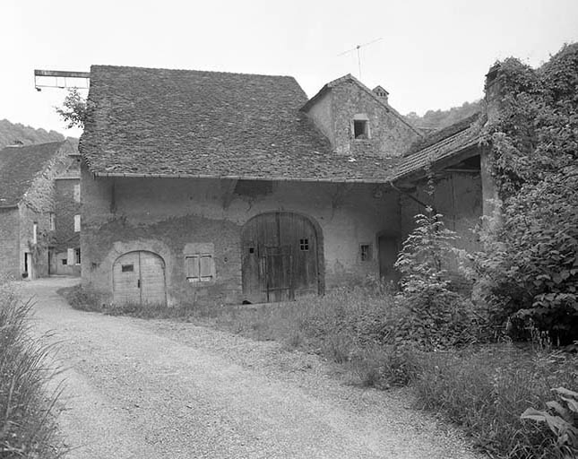 Façades antérieure. © Yves Sancey / Région Bourgogne-Franche-Comté, Inventaire du patrimoine - 1981