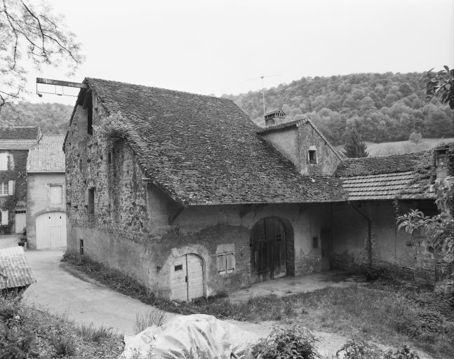 Façades antérieure et latérale gauche. © Yves Sancey / Région Bourgogne-Franche-Comté, Inventaire du patrimoine - 1981