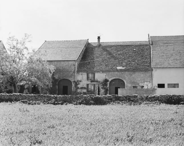Façade antérieure. © Yves Sancey / Région Bourgogne-Franche-Comté, Inventaire du patrimoine - 1981