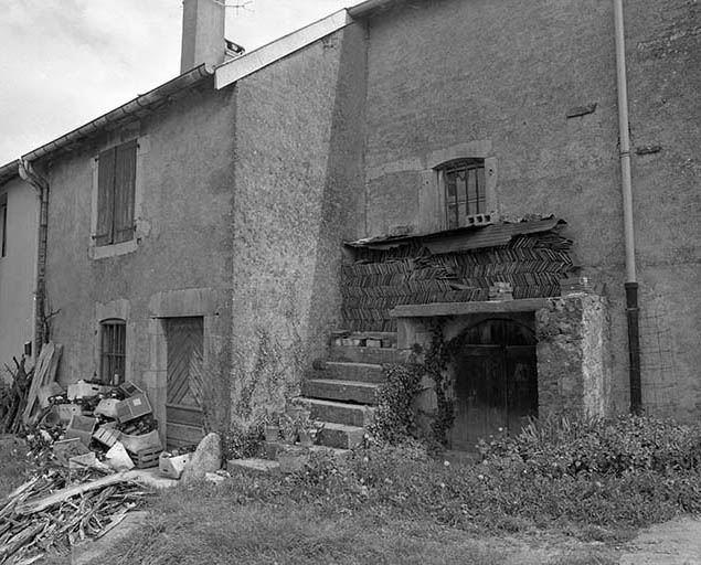 Façade postérieure © Yves Sancey / Région Bourgogne-Franche-Comté, Inventaire du patrimoine - 1981
