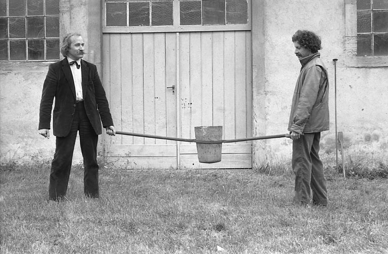 Brancard et poche de coulée. © Dominique Dominguez / Région Bourgogne-Franche-Comté, Inventaire du patrimoine - 1981