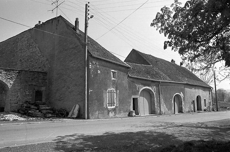 Vue d'ensemble. © Bernard Lardière / Région Bourgogne-Franche-Comté, Inventaire du patrimoine - 1981