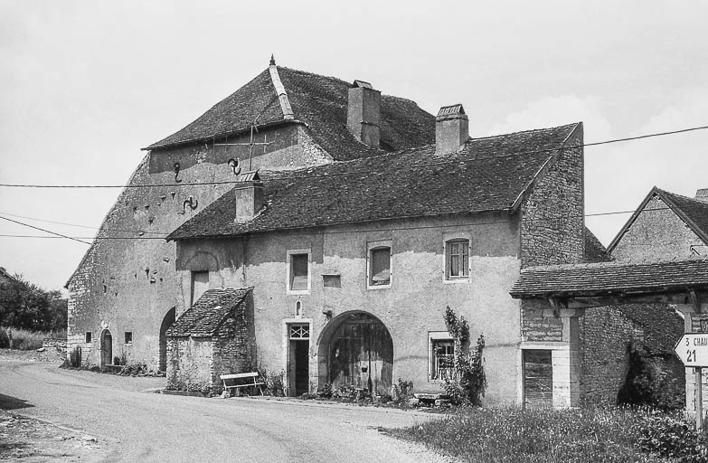 La partie habitation. © Bernard Lardière / Région Bourgogne-Franche-Comté, Inventaire du patrimoine - 1981