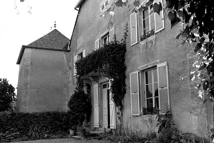 Façade antérieure. © Yves Sancey / Région Bourgogne-Franche-Comté, Inventaire du patrimoine - 1981