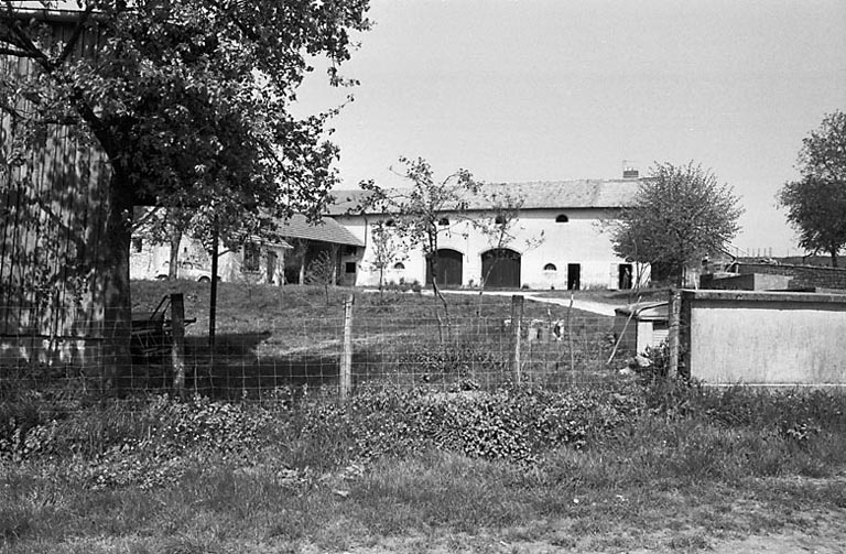 Vue des parties agricoles. © Bernard Lardière / Région Bourgogne-Franche-Comté, Inventaire du patrimoine - 1981