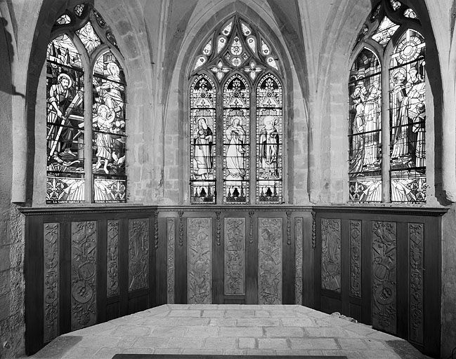 Vue générale des lambris de demi-revêtement du choeur. © Yves Sancey / Région Bourgogne-Franche-Comté, Inventaire du patrimoine - 1982