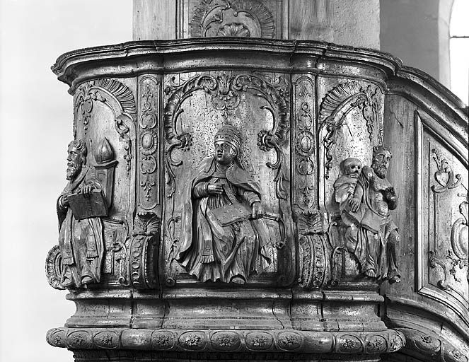 Panneaux de la cuve : saint Grégoire. © Yves Sancey / Région Bourgogne-Franche-Comté, Inventaire du patrimoine - 1982